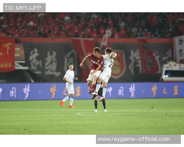 中超激战回顾AC米兰大胜切尔西点球大战瞬间点燃全场激情