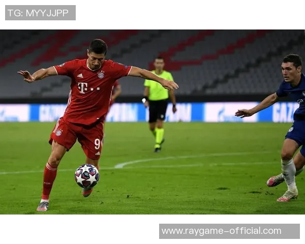 欧冠激战曼联与拜仁2比2平局逆转时刻点燃全场激情与十大精彩进球回顾