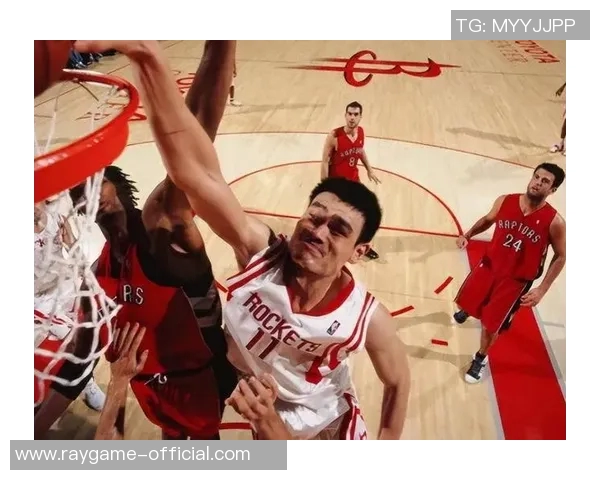 姚明投篮比赛精彩瞬间回顾与技巧分析，篮球迷必看！