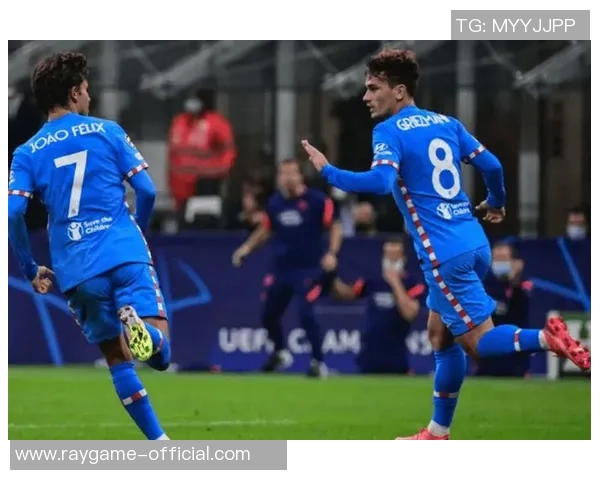 意甲激战：马竞与莱比锡战成平局争议判罚引发全场热议