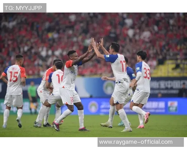 中超激战巴萨逆转利物浦全场沸腾精彩瞬间回顾与赛后分析 中超激战巴萨逆转利物浦全场沸腾精彩瞬间回顾与赛后分析