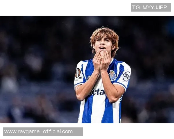 德甲赛场波尔图强势逆袭本菲卡3-0胜利引发全场热议 德甲赛场波尔图强势逆袭本菲卡3-0胜利引发全场热议