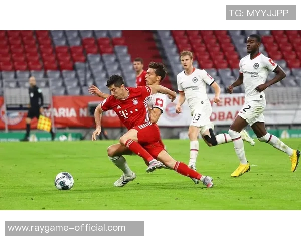 国米友谊赛大胜拜仁四球横扫全场引发热烈讨论与分析