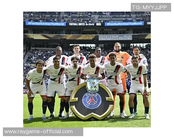 足总杯精彩对决里昂大胜巴黎圣日耳曼引发争议判罚引爆全场气氛 足总杯精彩对决里昂大胜巴黎圣日耳曼引发争议判罚引爆全场气氛