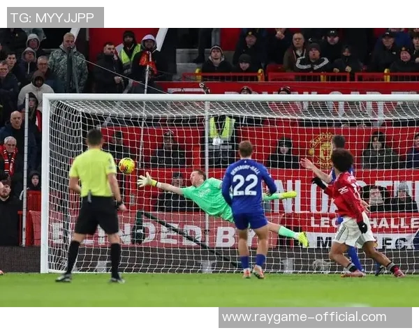 尤文图斯逆转曼联精彩补时进球引发全场狂欢赛后深度解析