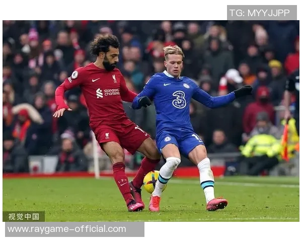 德甲焦点战切尔西与巴萨互交白卷转会传闻引发热议